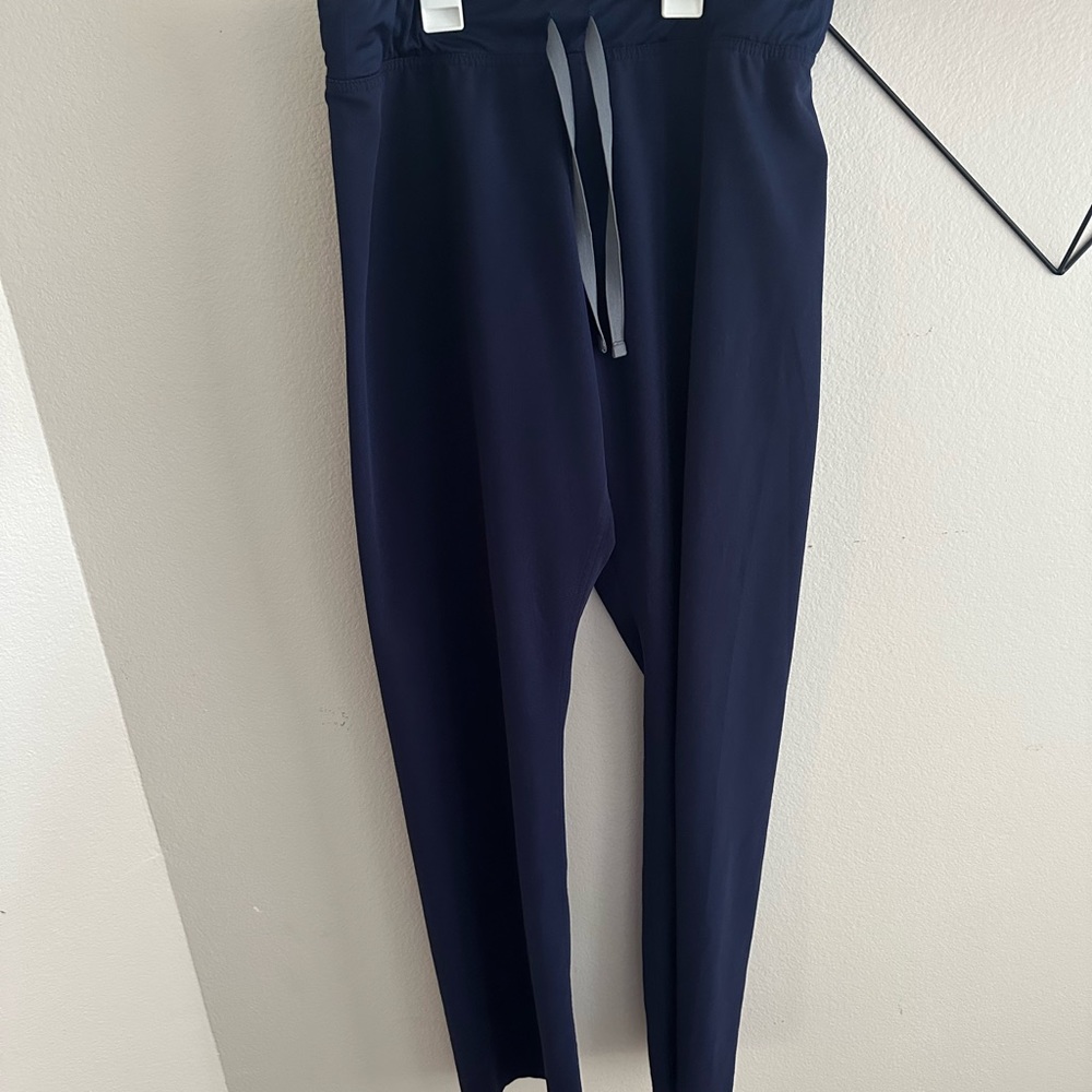 Figs Navy Livingston Medium Tall and Catarina Medium Top. Color Navy